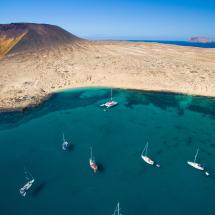 ISLAS CANARIAS BUSCA SEDUCIR A LOS SILVERS - Img. Square