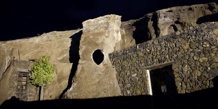 DE MANRIQUE A SARAMAGO: GUÍA DE LOS MUSEOS MÁS SINGULARES DE LANZAROTE - Img. Half