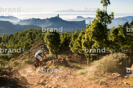 Jordi Bagó en mountainbike por Gran Canaria