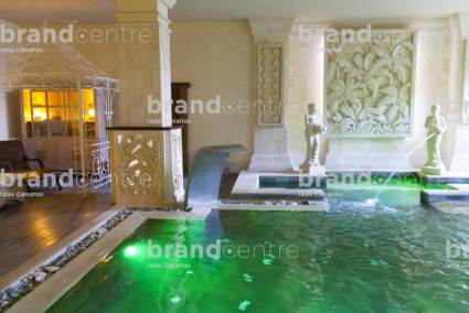 Royal Garden Villas