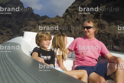 Kayak tour of Los Gigantes