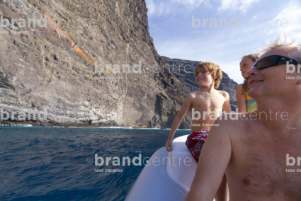 Kayak tour of Los Gigantes