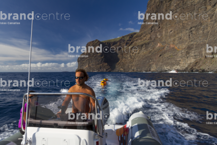 Kayak tour of Los Gigantes