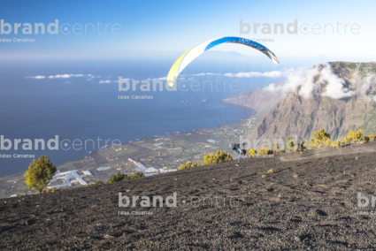 Despegue en parapente desde Dos Hermanas