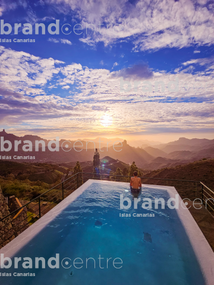 Cruz de Tejeda Parador swimming pool