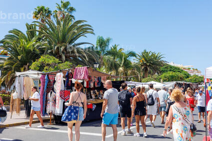Mercadillo en Puerto de Mogán