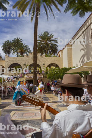 Complejo arquitectónico Pueblo Canario