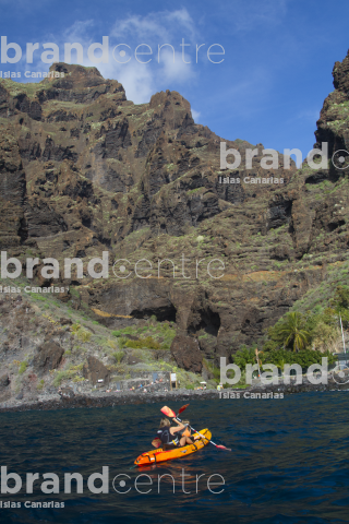 Excursión en kayak por Los Gigantes Excursión en kayak por Los Gigantes
