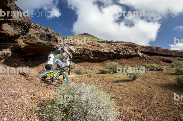 Jordi Bagó in mountainbike in Lanzarote