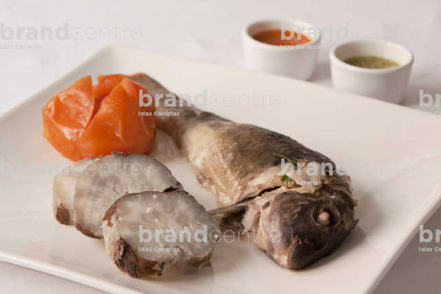 Vieja sancochada con batata y mojo