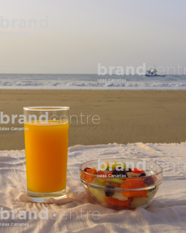 Beach breakfast
