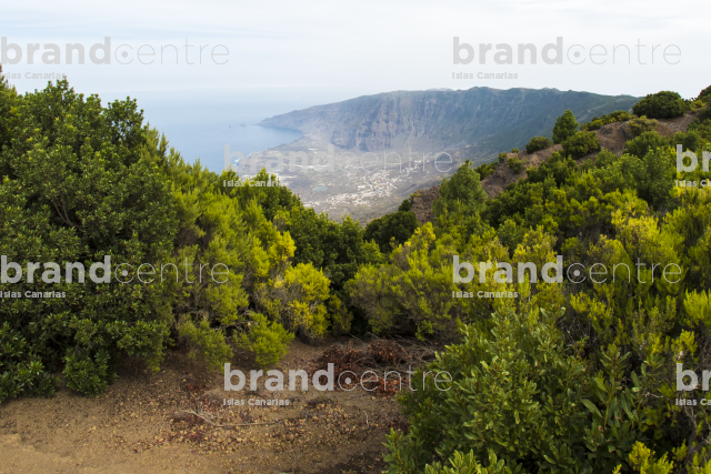 Views of the El Golfo Valley from Malpaso