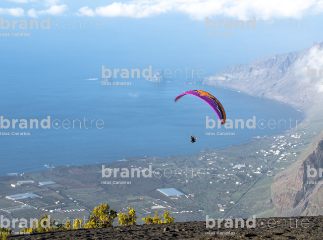 Despegue en parapente desde Dos Hermanas