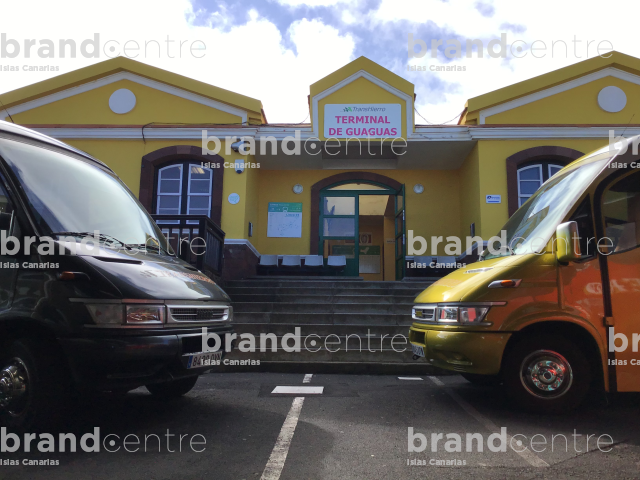 Rutas en Guagua (autobús) o Taxi