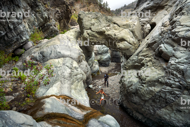 Barranco de las Angustias (interior caldera) con el Arroyo de Taburiente