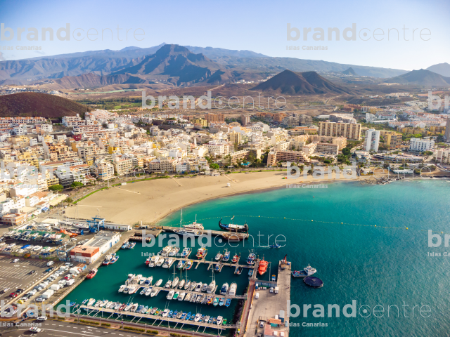 Playa de los Cristianos Playa de los Cristianos