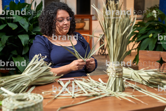 Island Craft School of Mazo - Basketry - Canarian Product