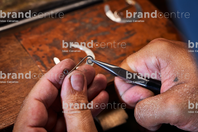 Taller joyería Juan Gil - Argollas - Producto Canario