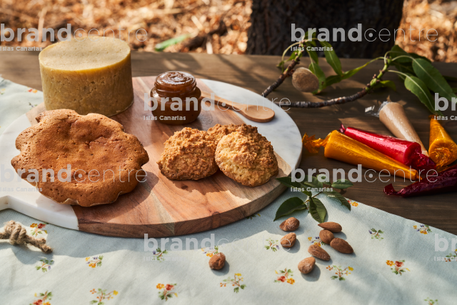 Dulcería Flor del Almendro - Repostería - Producto Canario Dulcería Flor del Almendro - Repostería - Producto Canario