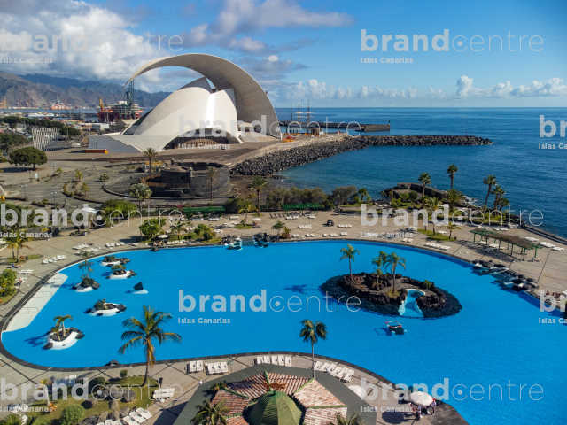 Auditorium &amp; pools