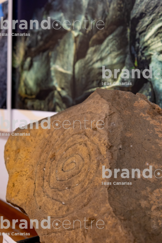 Benehauno Centro de Interpretación Petroglifos de El Paso