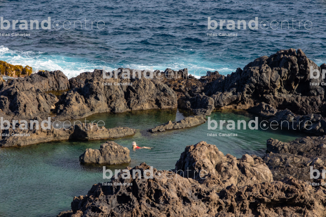 Puddle and Las Mujeres beach