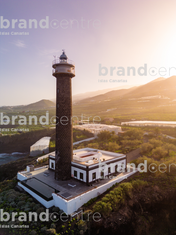 Faro de Punta Cumplida