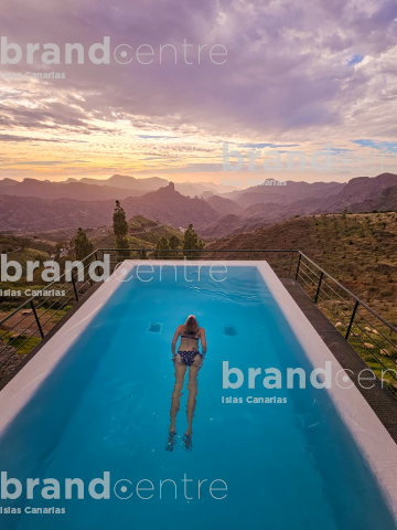 Piscina del parador de Cruz de Tejeda Piscina del parador de Cruz de Tejeda