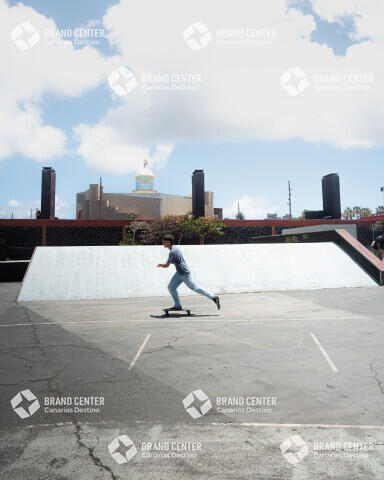 Skate en el Paseo de Las Canteras