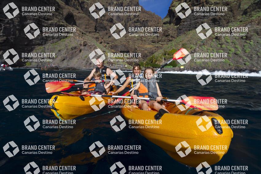 Excursión en kayak por Los Gigantes