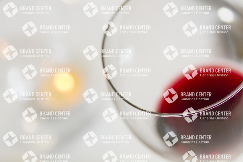 Copa de vino en Bodegón Vandama