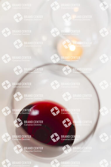 Copa de vino en Bodegón Vandama