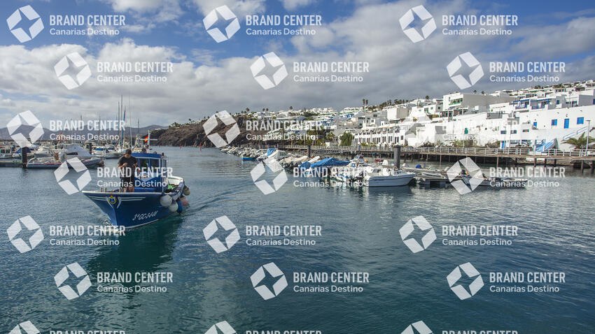 Puerto del Carmen Marina (La Tiñosa) 