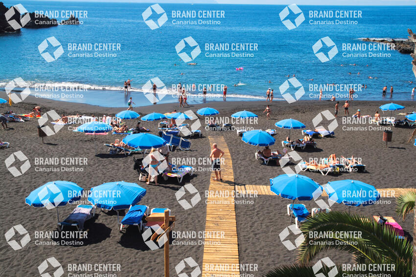 La Arena Beach