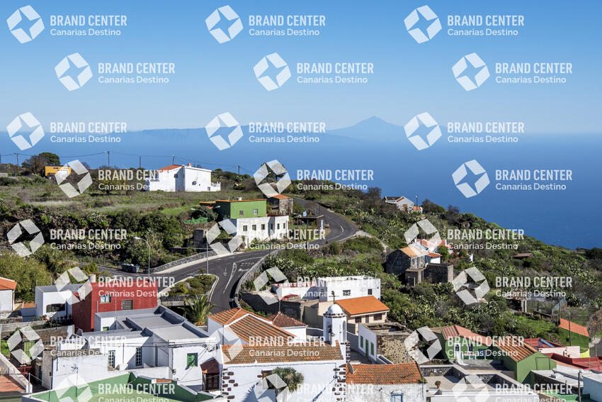 El Pinar con La Gomera y Tenerife de fondo