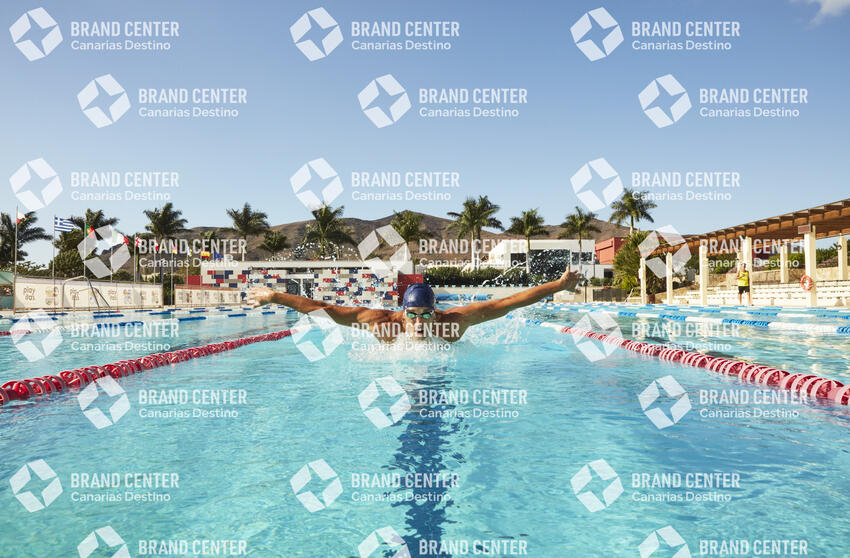 Natación en Playitas Resort