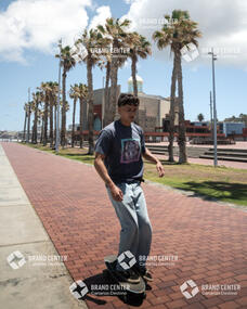 Skate en el Paseo de Las Canteras