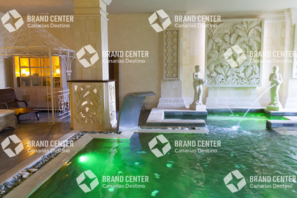 Royal Garden Villas