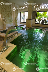 Royal Garden Villas