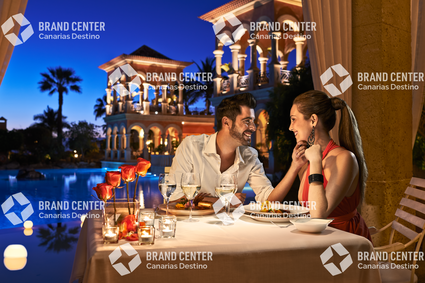 Cena romántica en Bahía del Duque