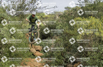 Jordi Bagó by mountain bike in Tenerife