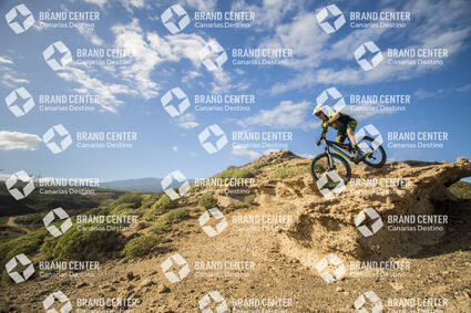 Jordi Bagó by mountain bike in Tenerife