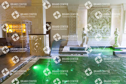 Royal Garden Villas