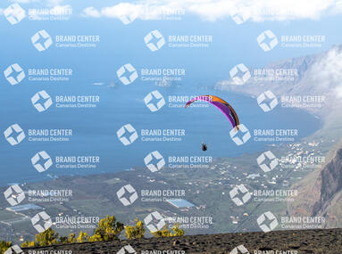 Despegue en parapente desde Dos Hermanas