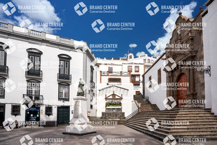 Ayuntamiento y Plaza España en Santa Cruz de La Palma