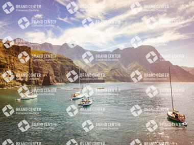 Sailboats in Puerto de las Nieves