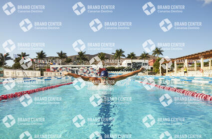 Natación en Playitas Resort
